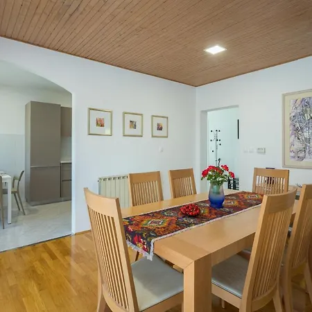 Apartment Mia , Free Parking Pula